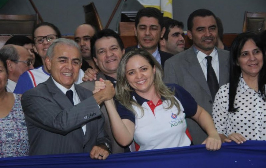 Deputado comemora aprovação