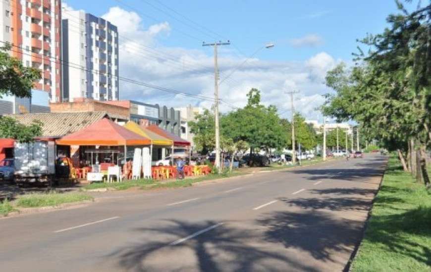 Fiscalização deve retirar tendas e toldos