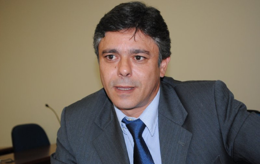 Deputado Eduardo do Dertins se mantém firme