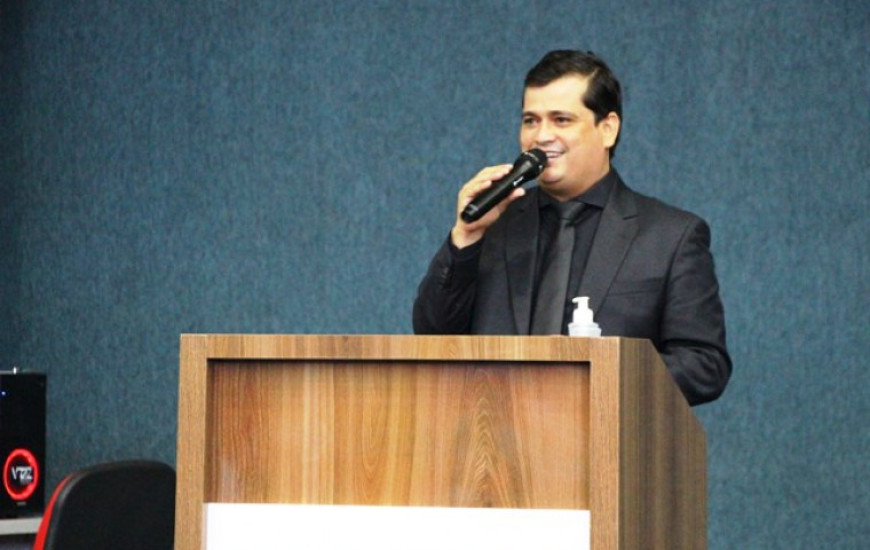 Prefeito de Talismã e presidente da ATM, Diogo Borges.