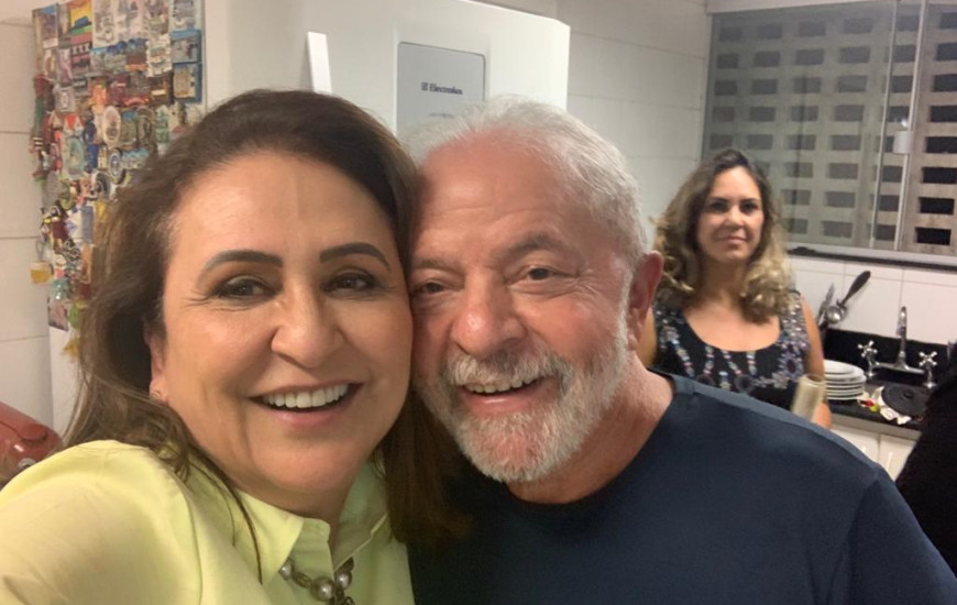 Presidente Lula ao lado da senadora Kátia Abreu