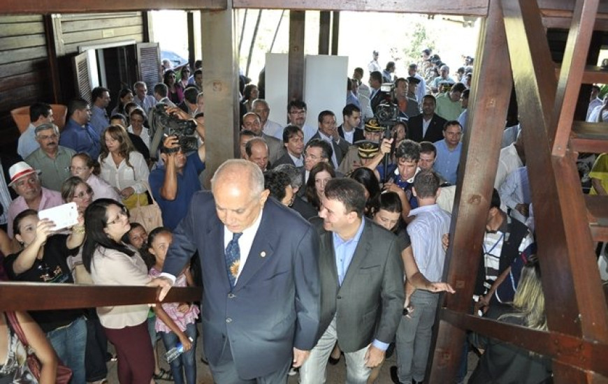 Governador visita instalações de museu