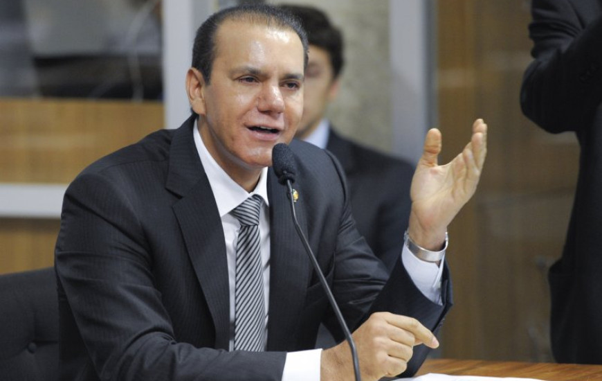 Senador Ataídes Oliveira