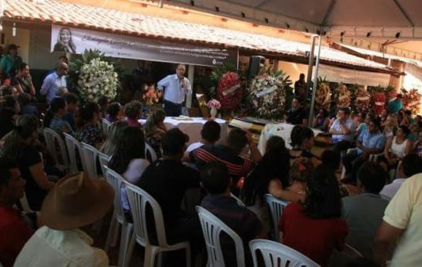Velório da reitora da Unitins é marcada por comoção