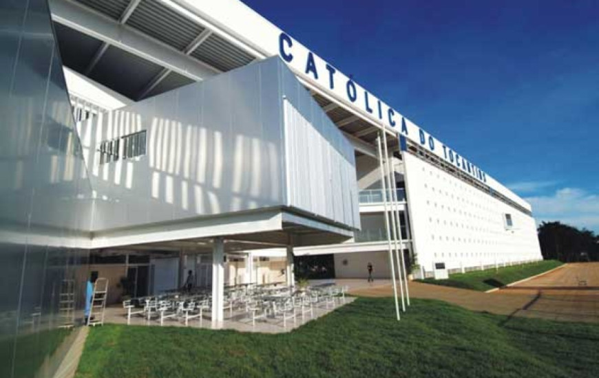 Faculdade abre vagas de emprego