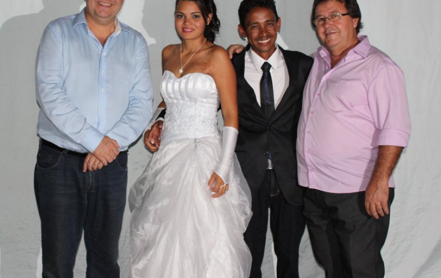 Deputado prestigiou casamento de vereador