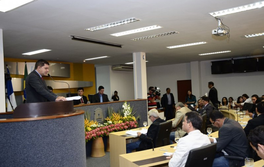 Em mensagem à Câmara, Amastha destaca gestão