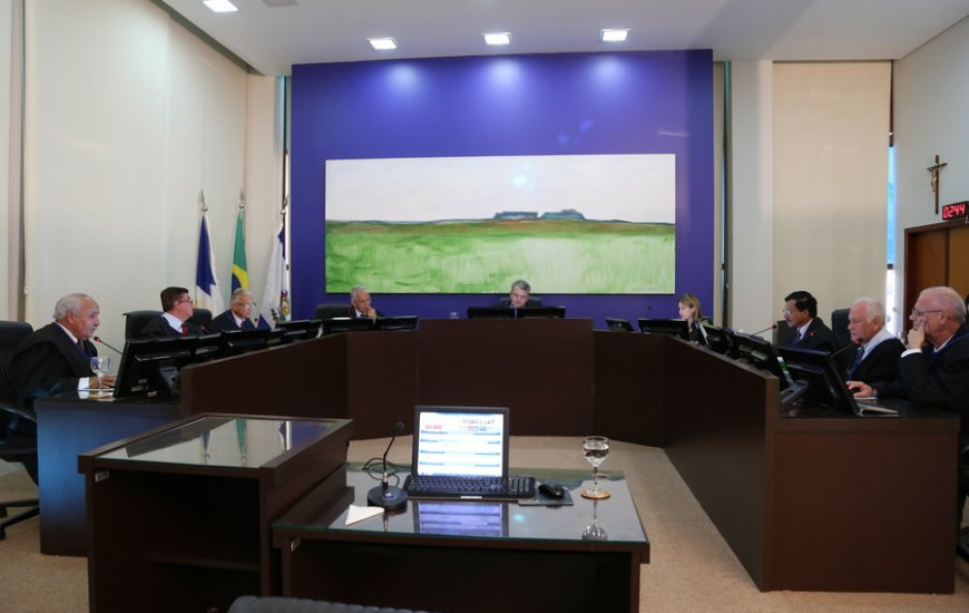 Pleno do TCE define anulação de multas