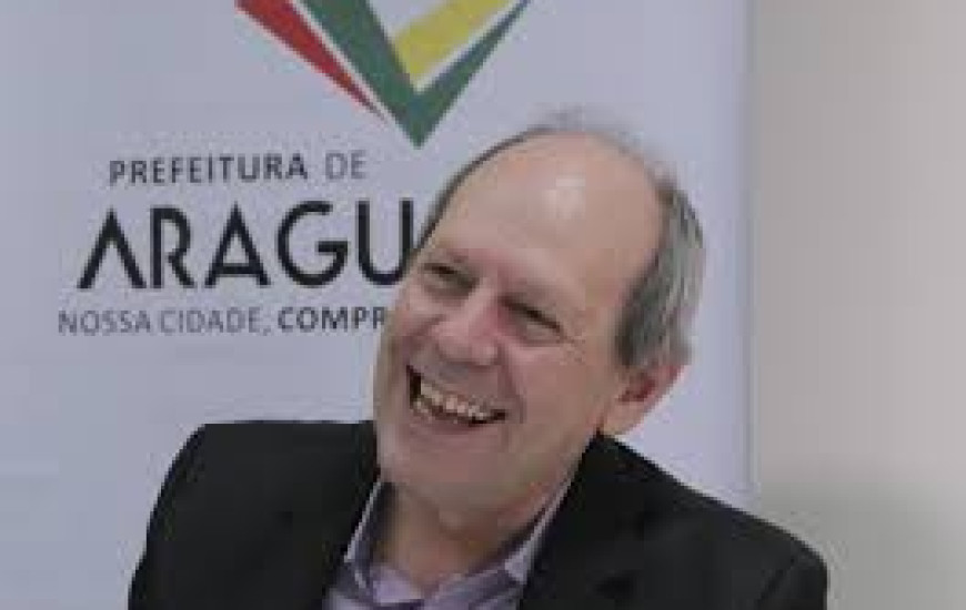 Dimas sai de férias e vice assume