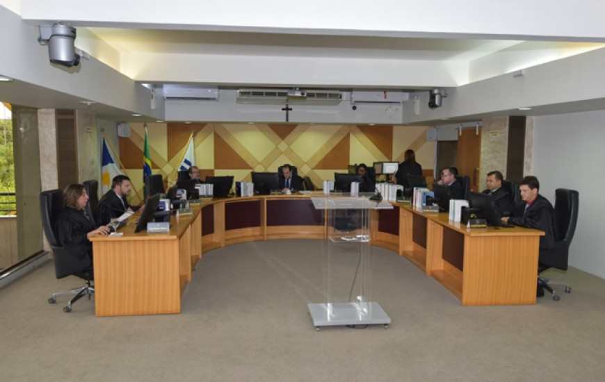 Última sessão para julgar prestações foi realizada ontem