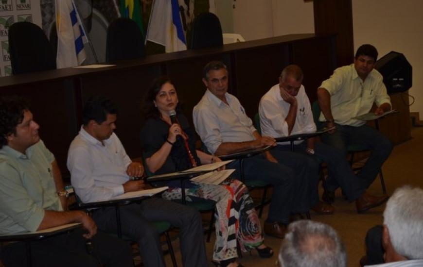 Reunião com representantes de sindicatos