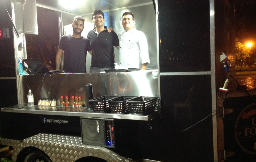 Empresários trazem inovação em food truck