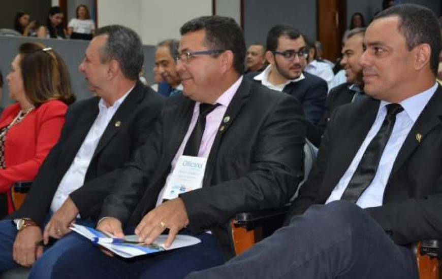 Senadora Kátia Abreu e presidente Folha participaram de abertura