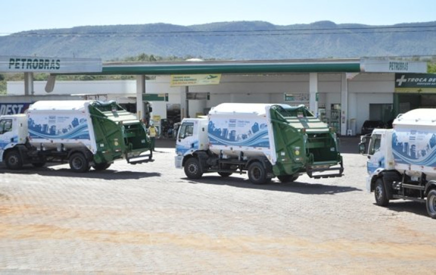 Caminhões chegam a Palmas