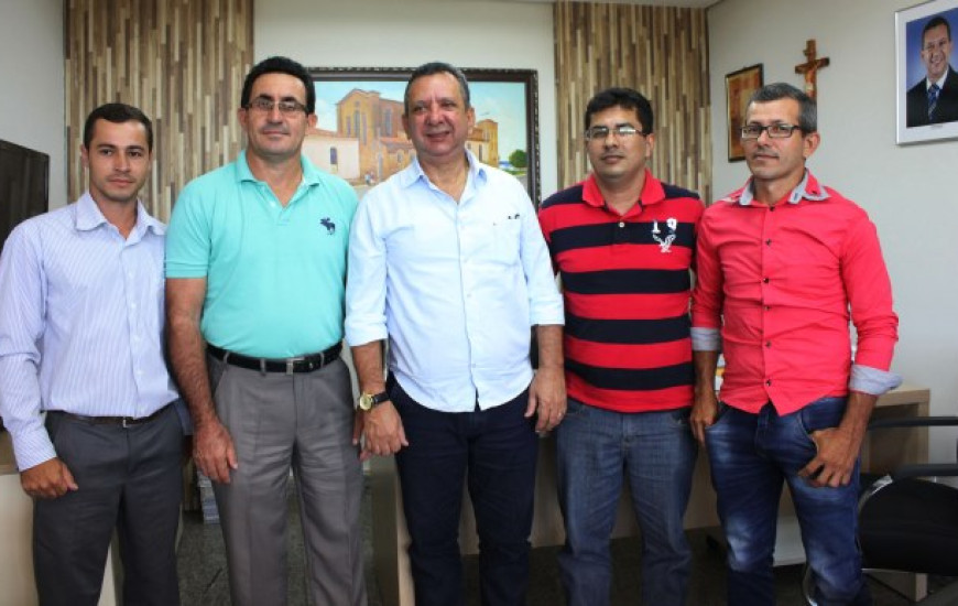 Toinho recebeu pastor em seu gabinete