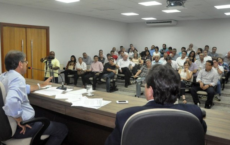 Miranda participa de sabatina no Simed