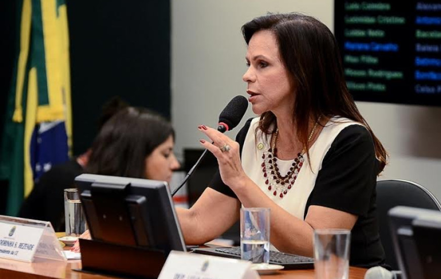 Deputada federal Profª Dorinha