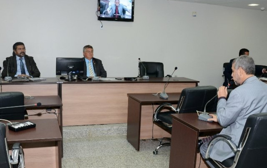 Deputados aprovam requerimentos na CPI do Igeprev