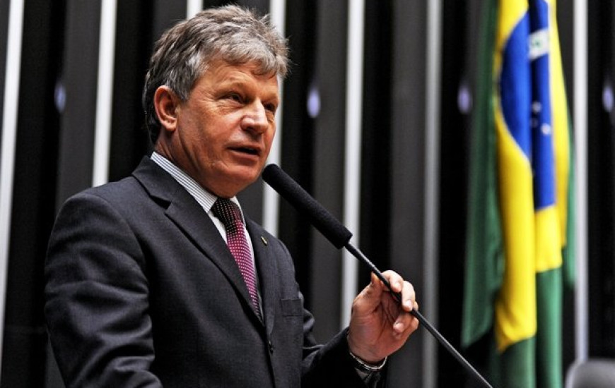 Deputado Angelo Agnolin (PDT)