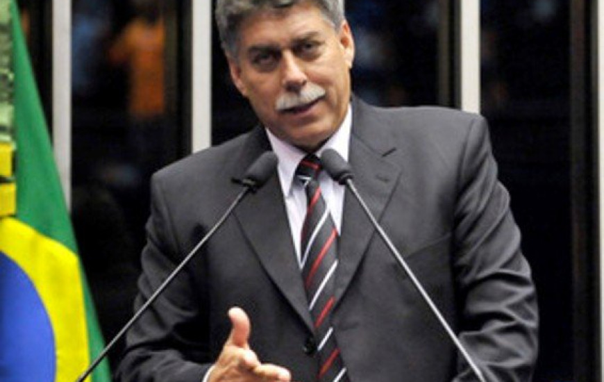 João Ribeiro comemora liberação