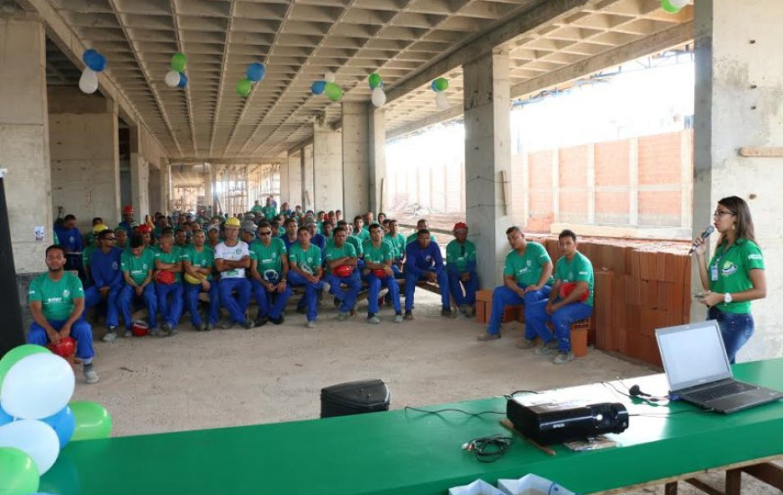 Trabalhadores participam de ações