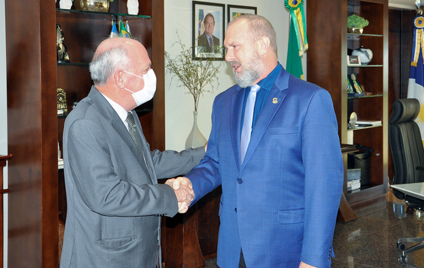 Helvécio agradeceu e ressaltou a honra de ter estado à frente do Executivo.