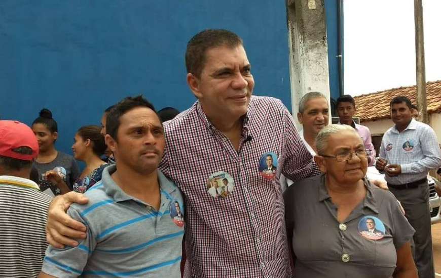 Candidato ao governo percorre todo o Estado em visitas