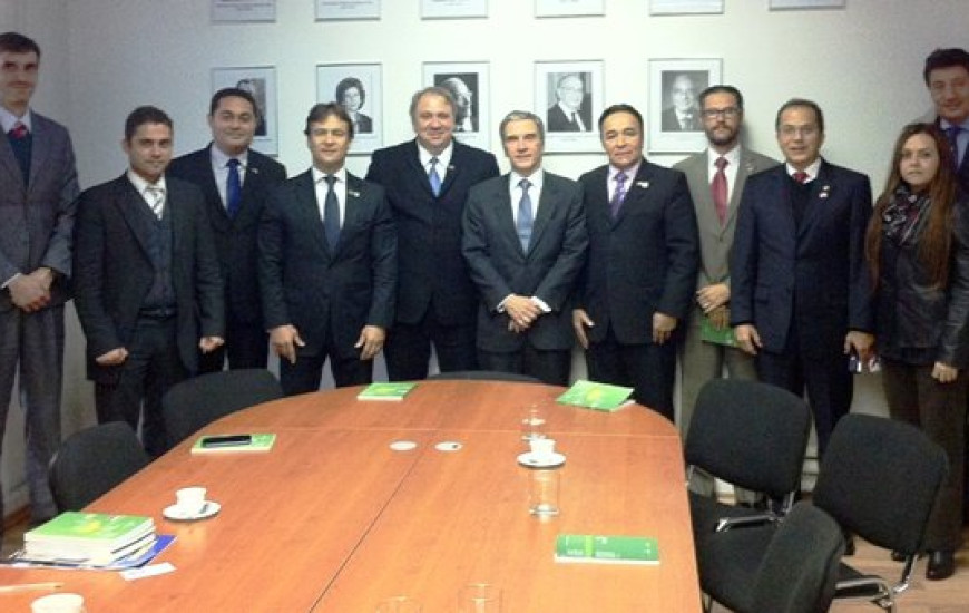 Comitiva tocantinense na Rússia com embaixador