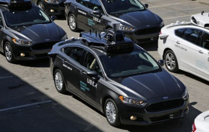 Carros cadastrados em empresa deverão ser identificados