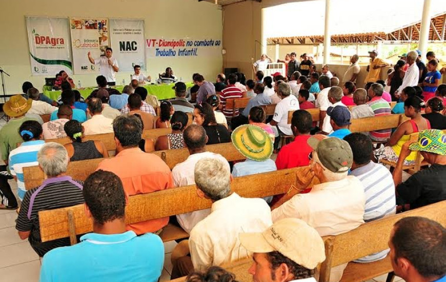 Segundo a DPE, cerca de 200 pessoas participaram