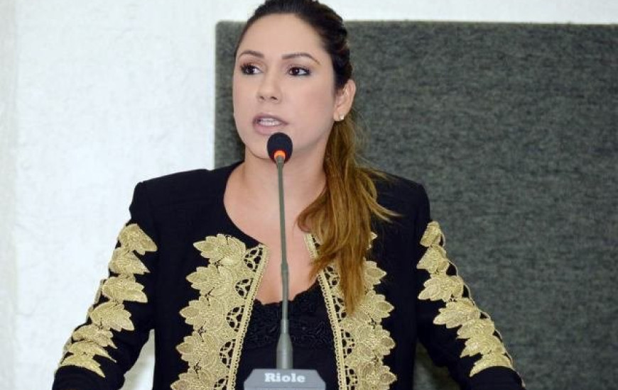 Deputada estadual Luana Ribeiro