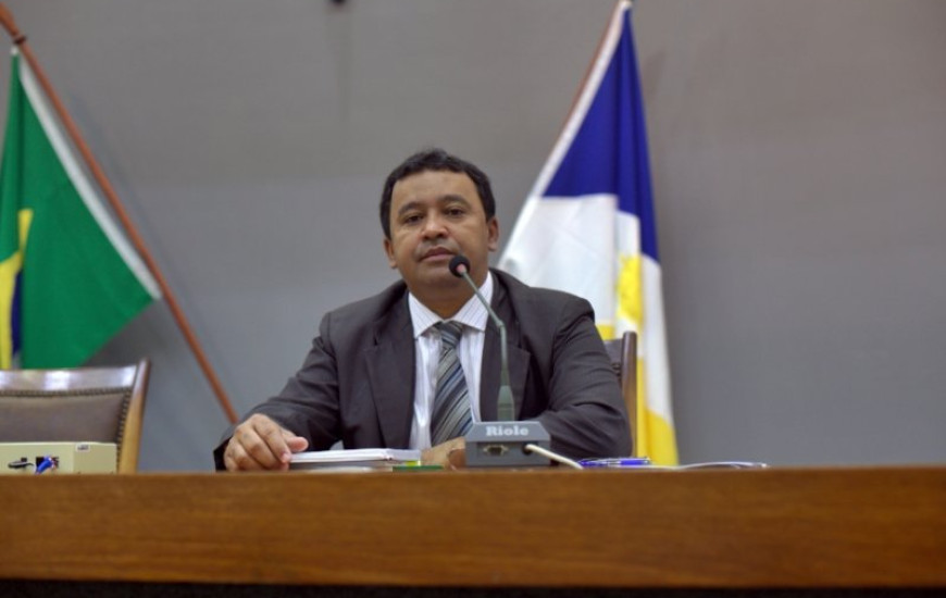Deputado estadual Elenil da Penha