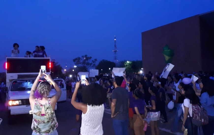 Ato finalizou por volta das 19 horas, quando pessoal começou a dispersar