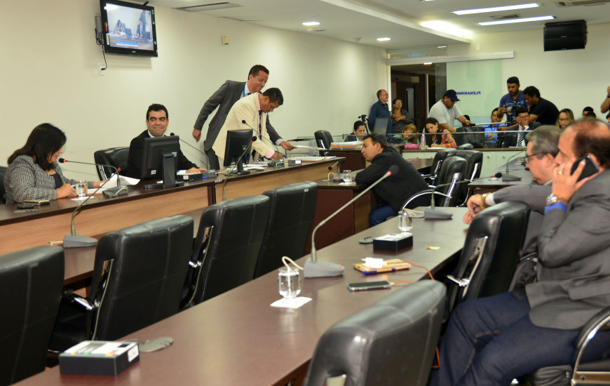 Trabalhos nas Comissões.