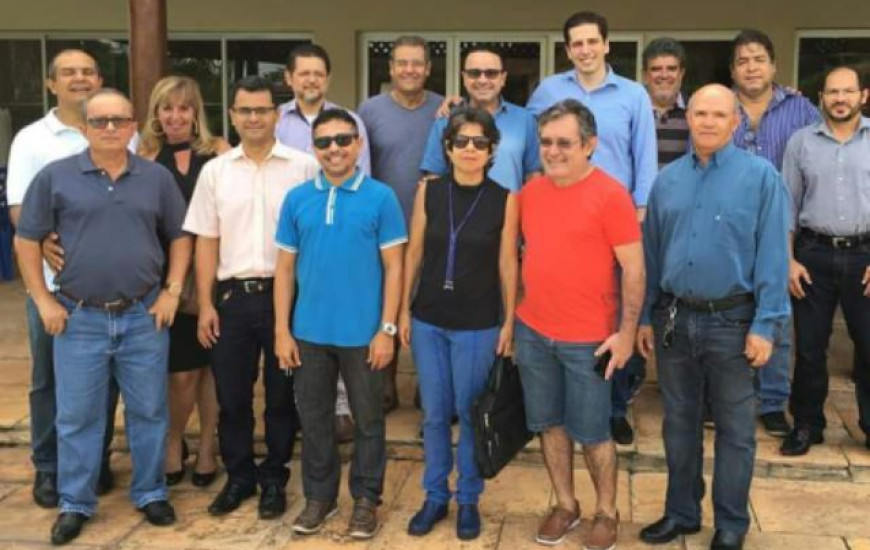 Olyntho recebe auditores fiscais