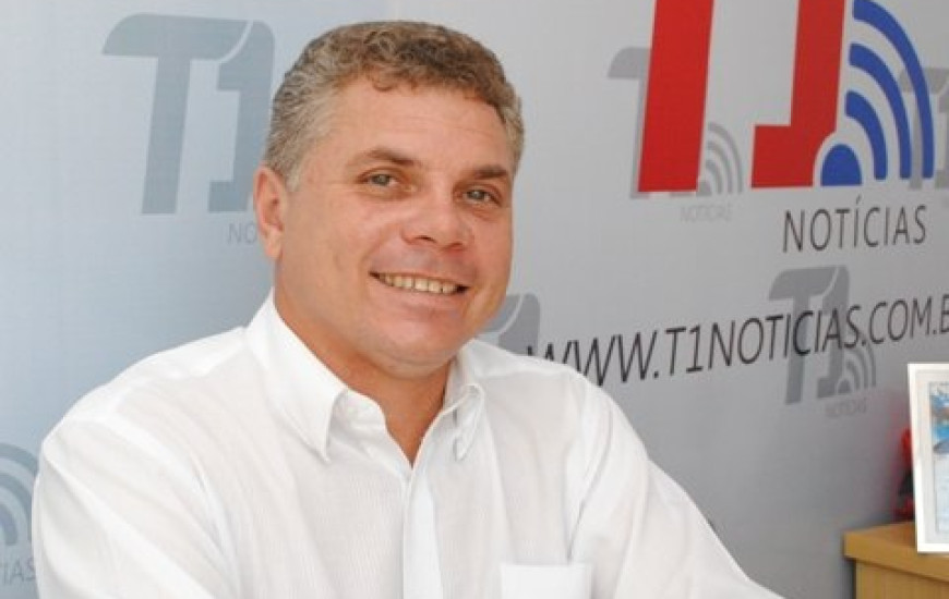 Professor Adail (PSDC)