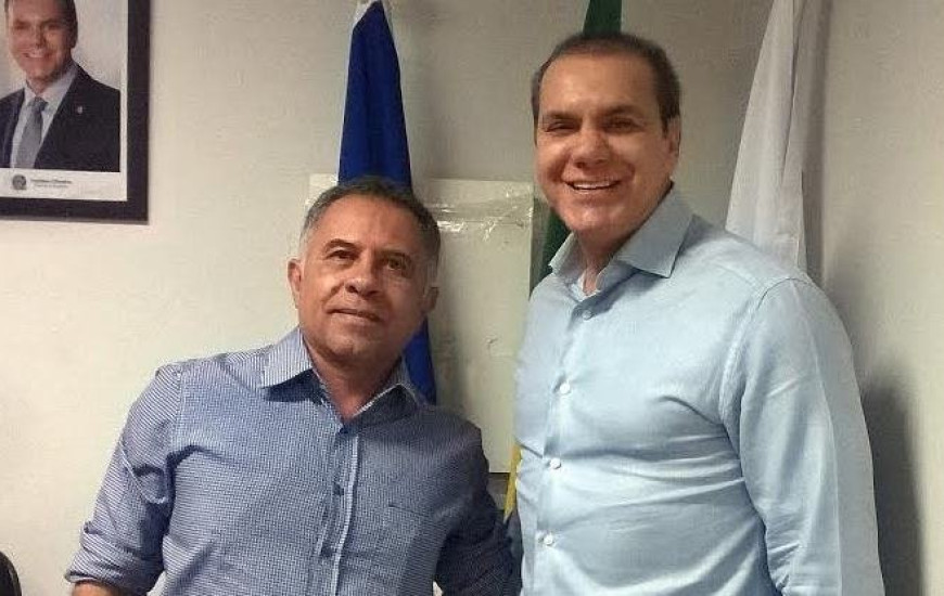 Ataídes recebe vereador de Dianópolis