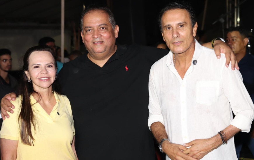 Eduardo Gomes defende Gaguim a seu lado em apoio a Dorinha