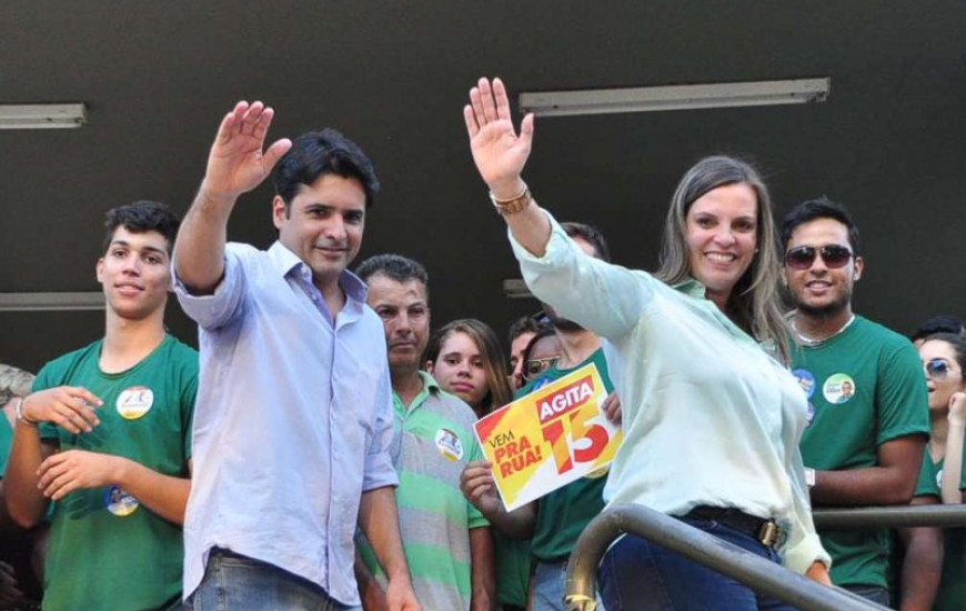 Lelis desabava e se diz vítima por rompimento