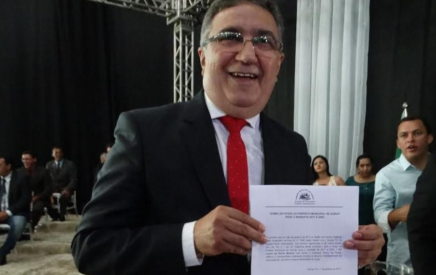 Laurez toma posse para segundo mandato em Gurupi