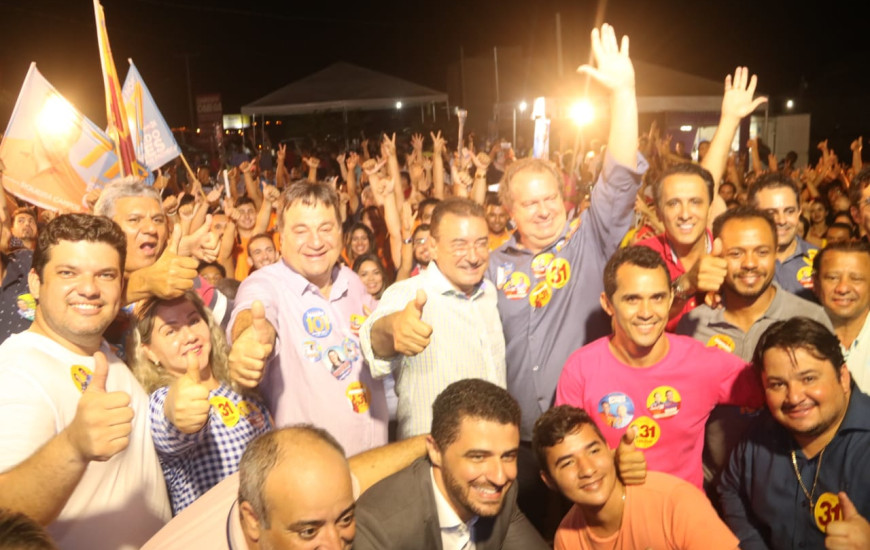 Carlesse volta a pedir aos eleitores o voto casado