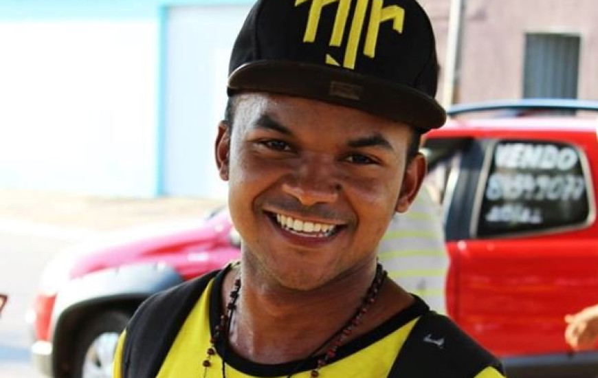 José Iago Fernandes busca ajuda para tratamento