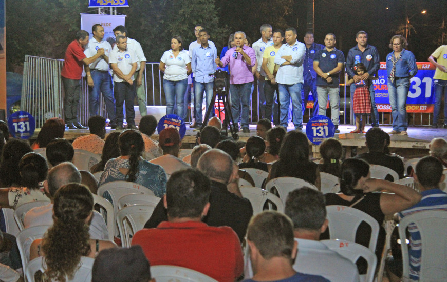 Comício de encerramento da campanha eleitoral aconteceu nesta quinta-feira