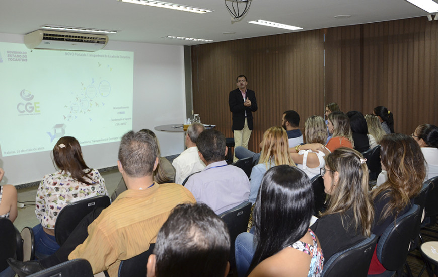 Controlador geral do Estado fala sobre transparência pública