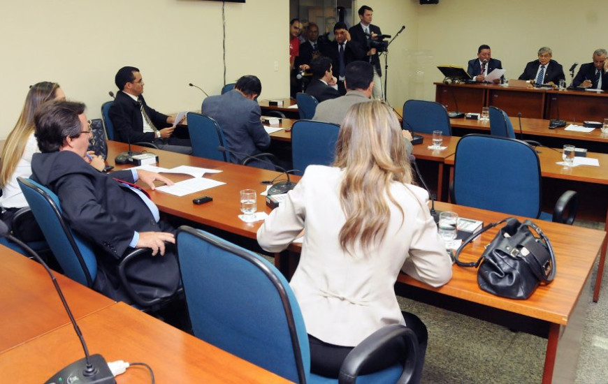 Deputados discutem Segurança Pública