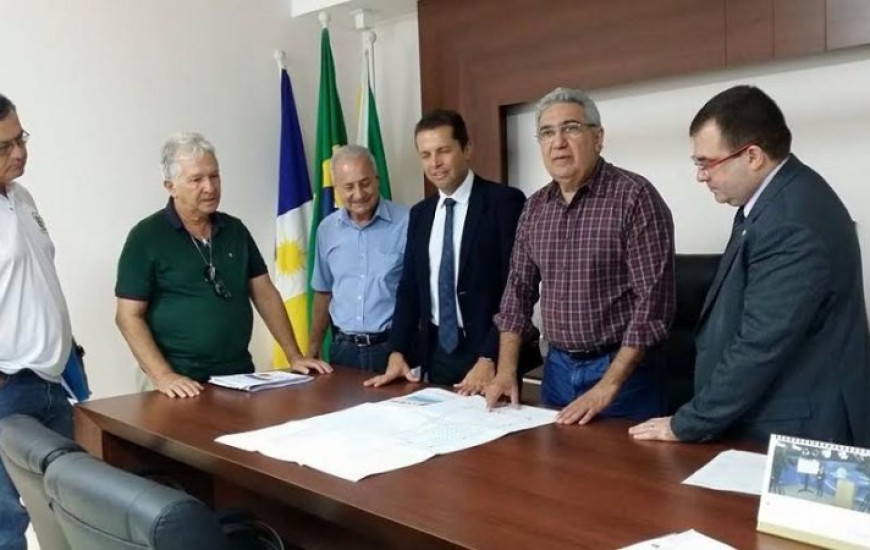 Prefeitura entregou mapa da área esta manhã