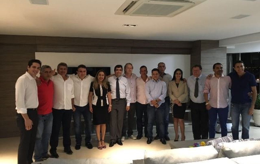 15 Deputados apoiam Carlesse