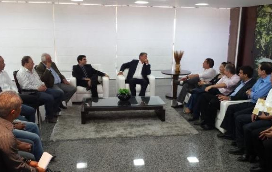 Marcelo Miranda recebe diretoria do PSB