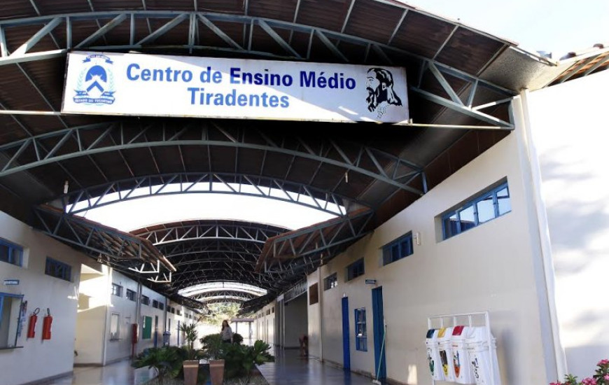 Seduc seleciona diretores escolares