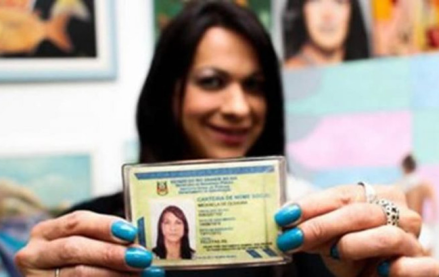 Medida vale para transexuais e transgêneros